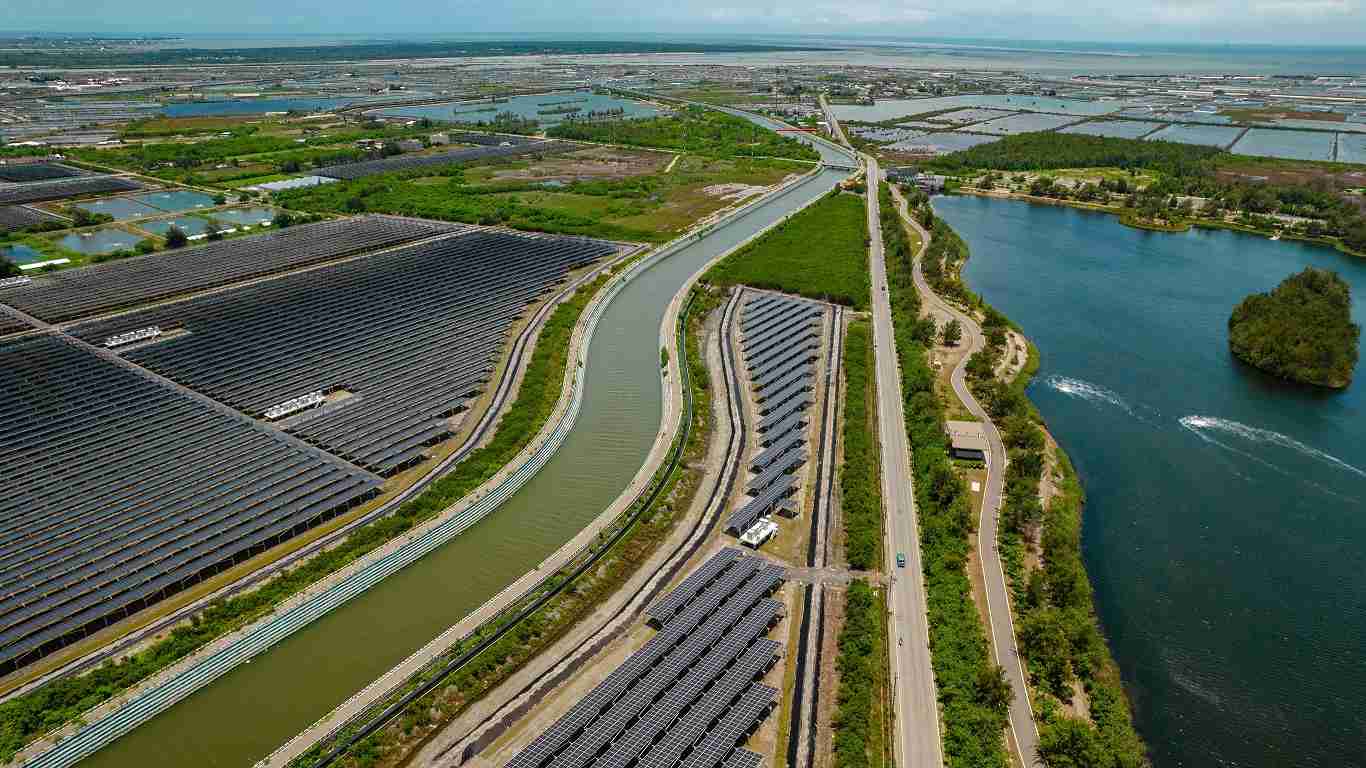 888.BY集团电子游戏能源事业提供智慧能源管理、、、太阳能监控管理、、、、全方位电厂建置及运维解决方案，，并拥有管理超过6000案场的经验